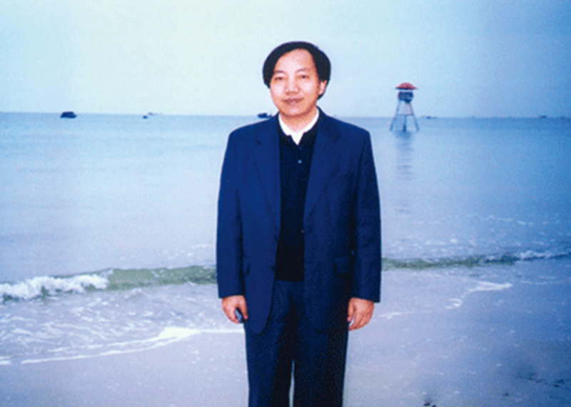 刘剑文_副本_副本.jpg 刘剑文_副本_副本.jpg